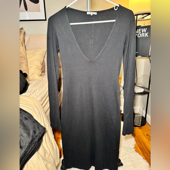 Standard James Perse V-neck Knit Dress - Picture 3 of 4